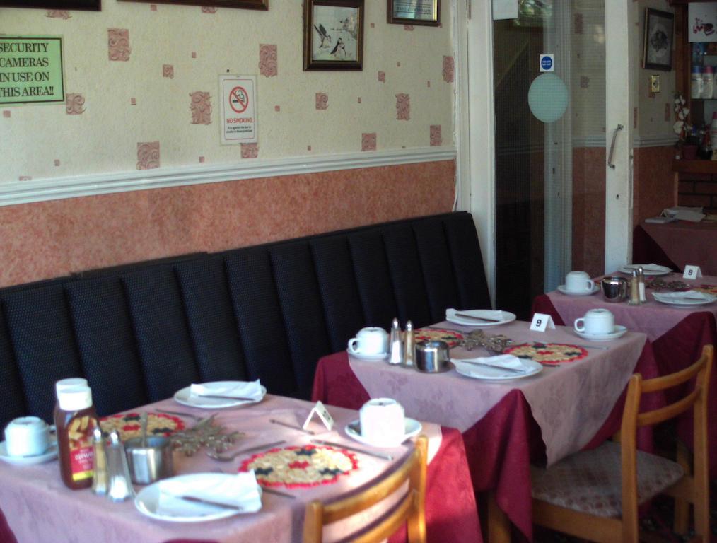 Jollies Hotel Блекпул Екстериор снимка